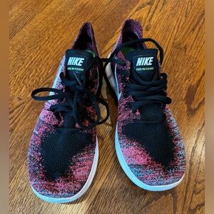 Women’s Nike running shoe